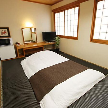 Hotel Livemax Budget Naha Tomarikou Esterno foto