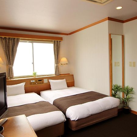 Hotel Livemax Budget Naha Tomarikou Esterno foto