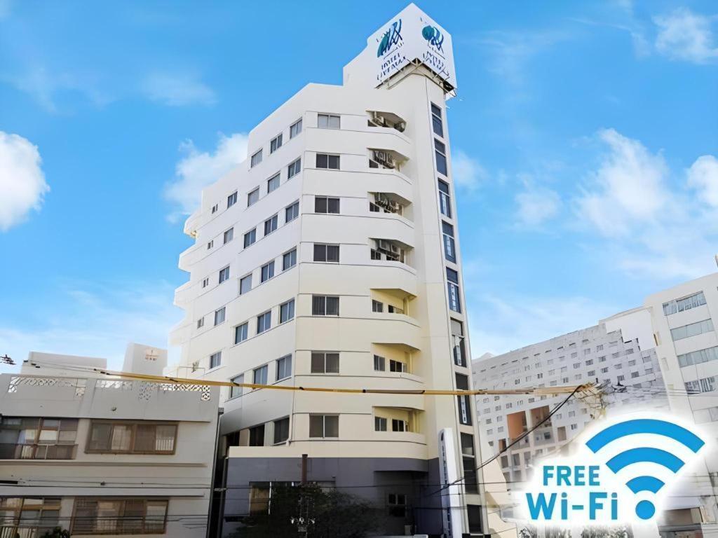 Hotel Livemax Budget Naha Tomarikou Esterno foto